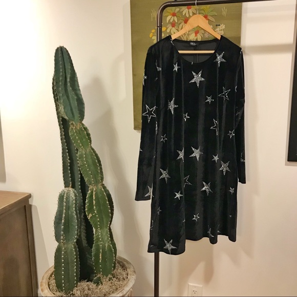 ASOS Curve Dresses & Skirts - NWT ASOS Velvet Star Shift Dress